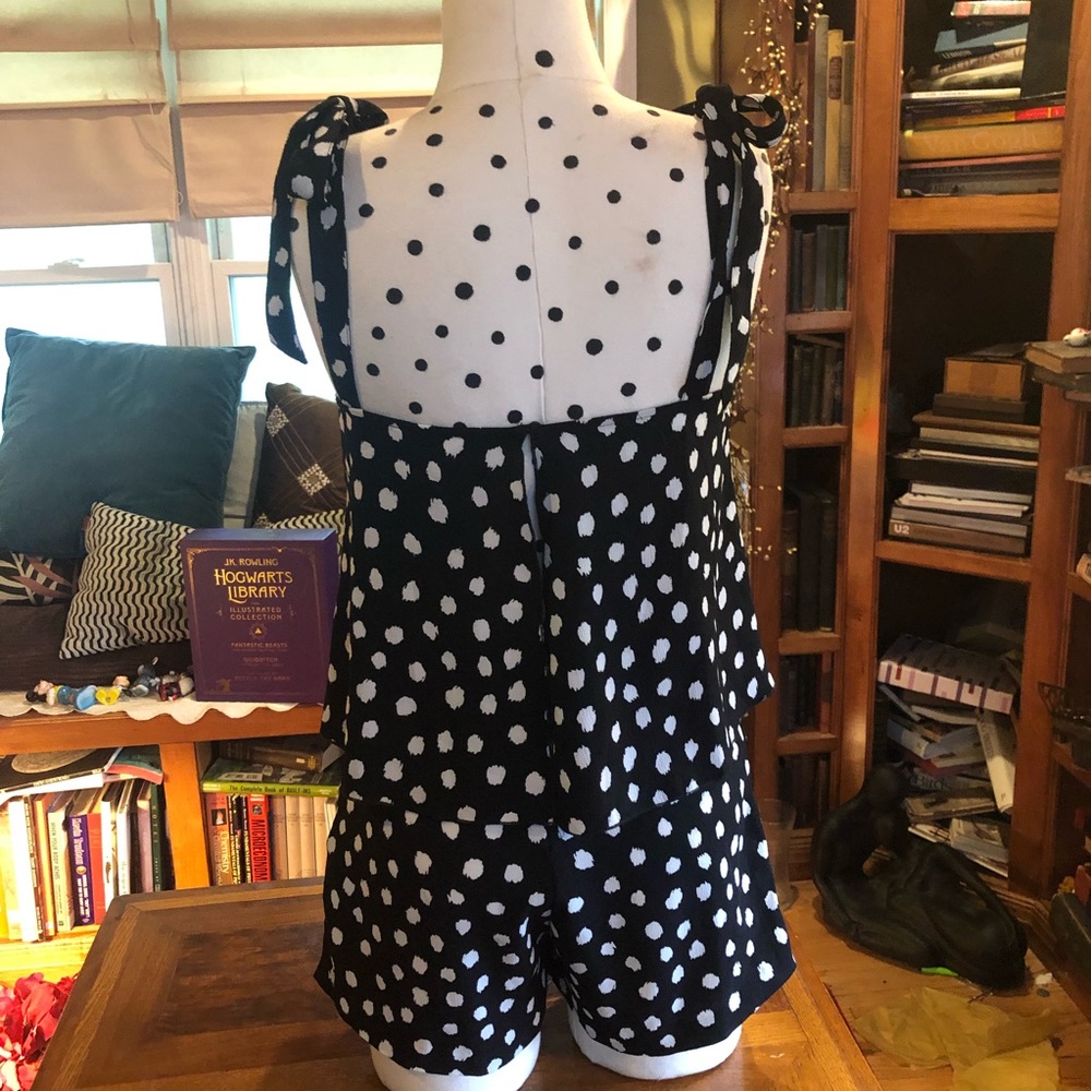 B2G1 LIKE NEW H&M POLKA DOT ROMPER  SIZE 2! - Picture 5 of 10